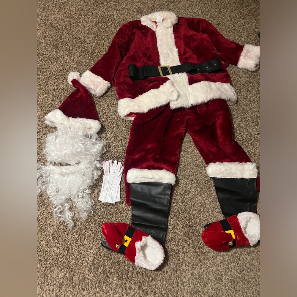 Rubie Premium 9 piece Santa Claus costume